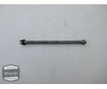 Suzuki GSX600F achterbrugas / steekas / achtervork as / achter brug vork 